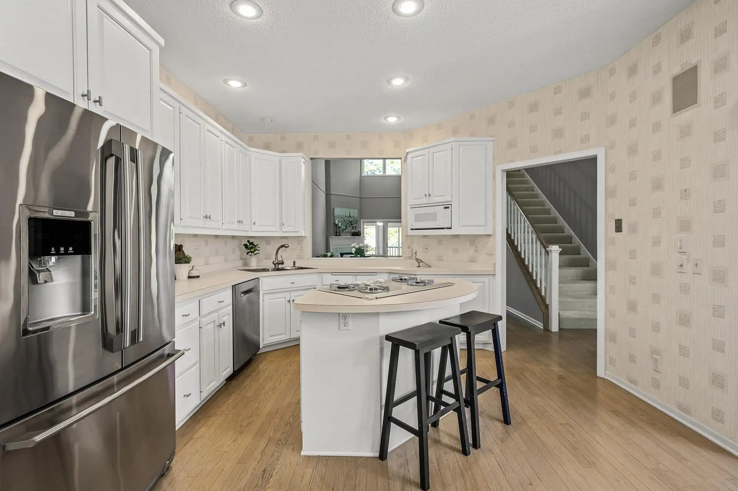5555 70th Street, Edina, MN 55439