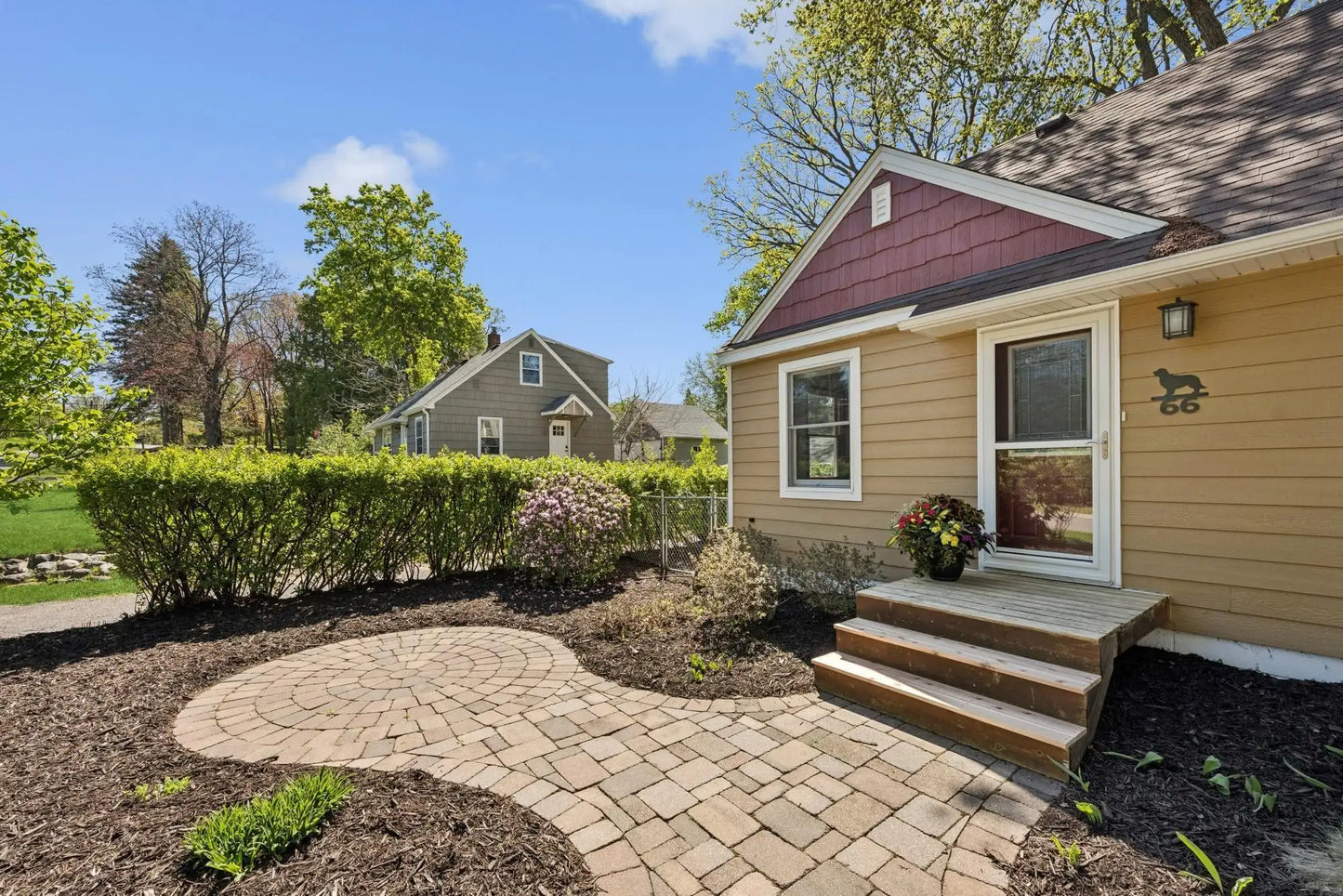 66 Hickory Street, Mahtomedi, MN 55115