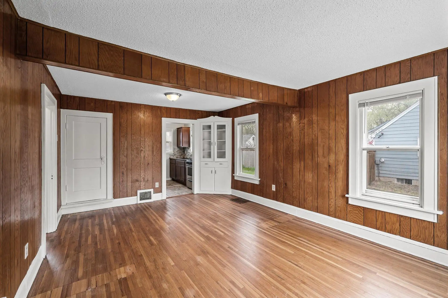 6714 Corvallis Avenue, Crystal, MN 55428
