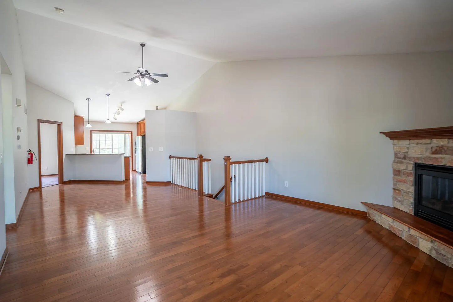 1550 Lincoln Park Drive, South Saint Paul, MN 55075