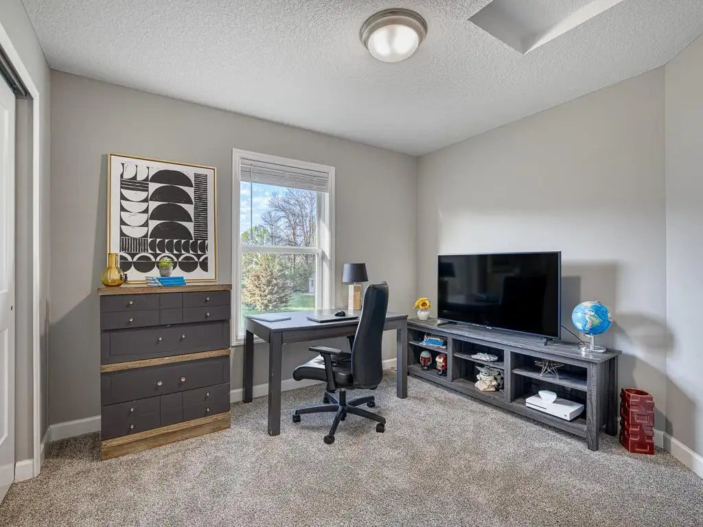 5055 Greenwood Lane, Rockford, MN 55373