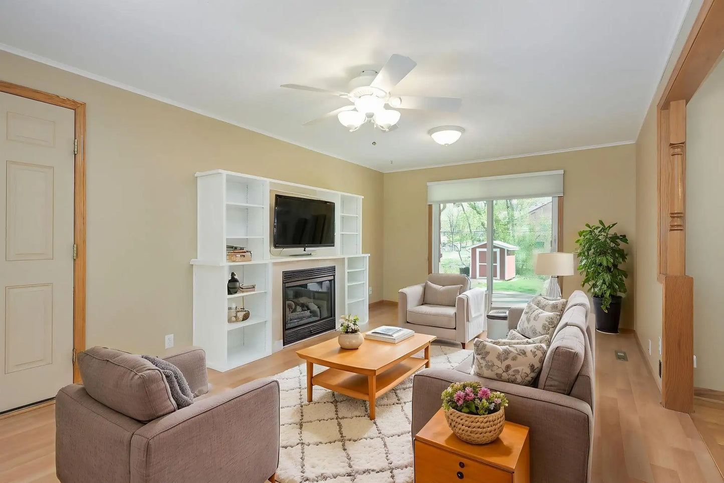 720 Kingsview Lane, Plymouth, MN 55447