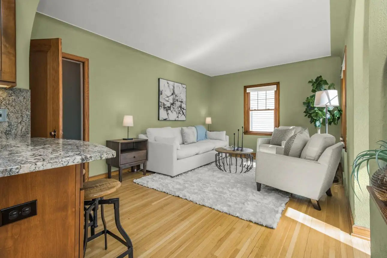 1599 Griggs Street, Saint Paul, MN 55108