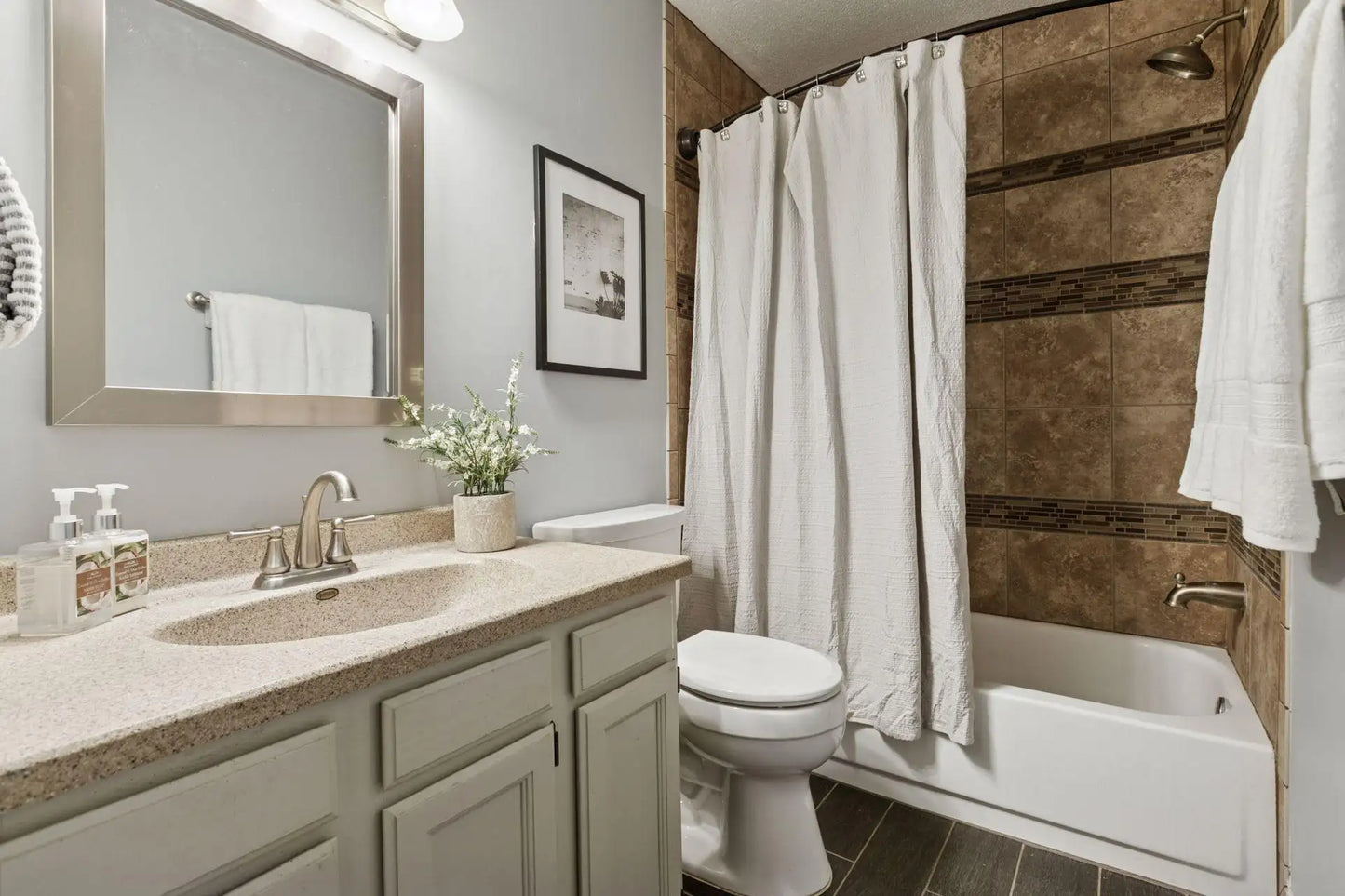 2220 Ridge Drive, Saint Louis Park, MN 55416
