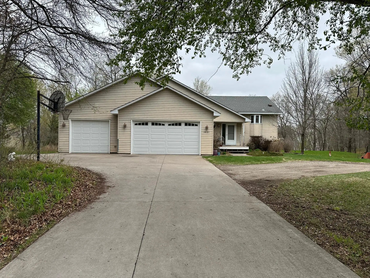 14101 202nd Avenue, Elk River, MN 55330