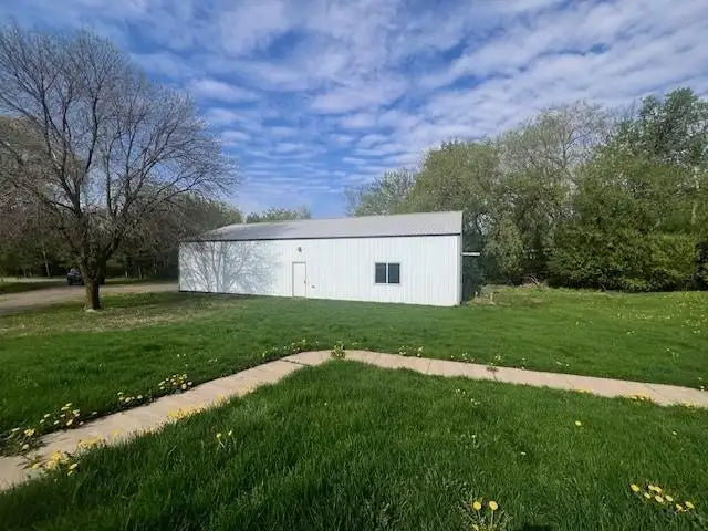 13774 Furuby Road, Center City, MN 55012