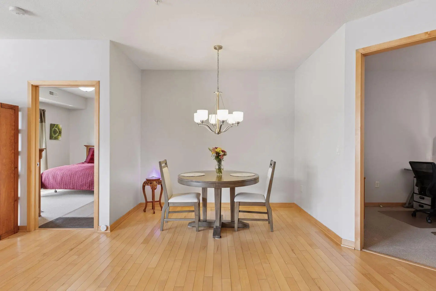 460 Ford Road, Saint Louis Park, MN 55426