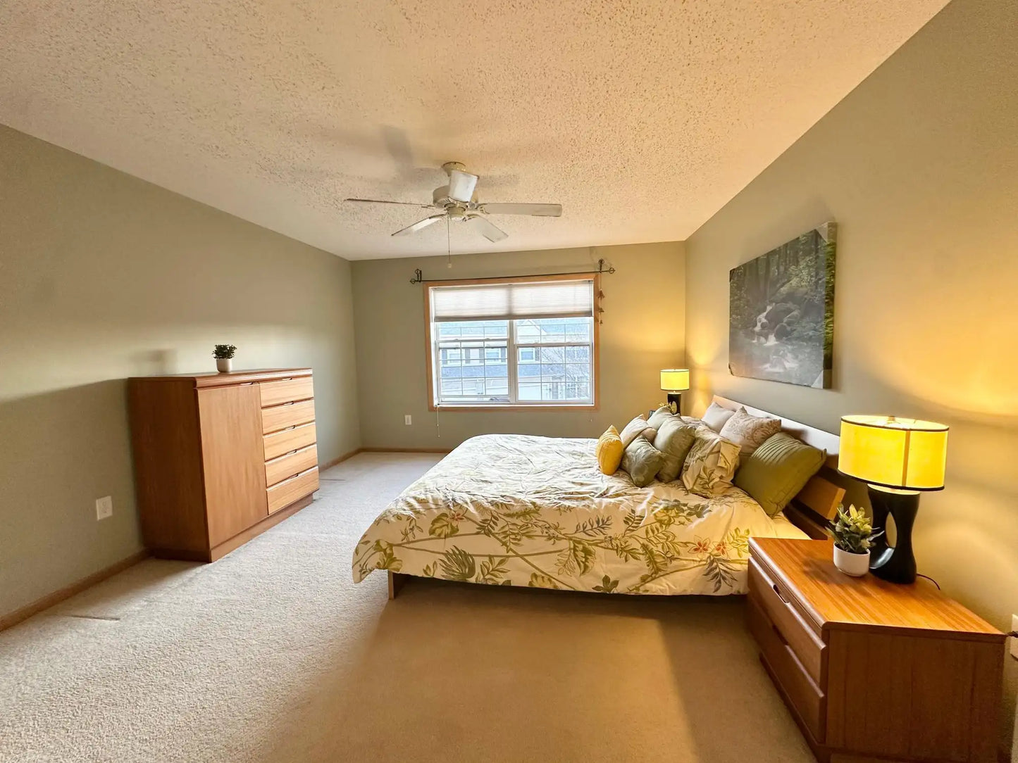 4553 Victor Path, Hugo, MN 55038