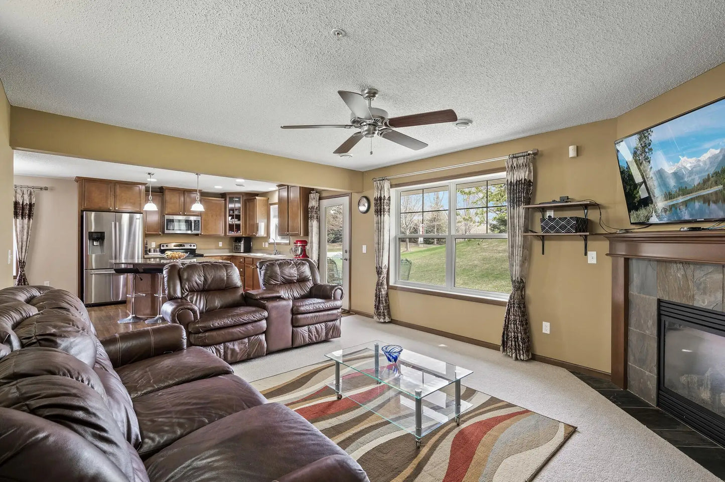 15860 60th Avenue, Plymouth, MN 55446