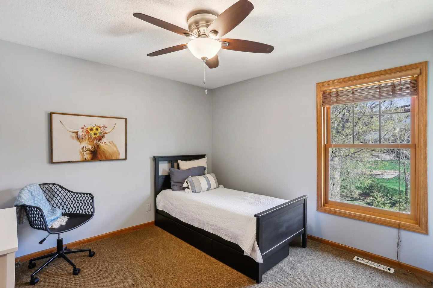 3676 Ashbury Road, Eagan, MN 55122