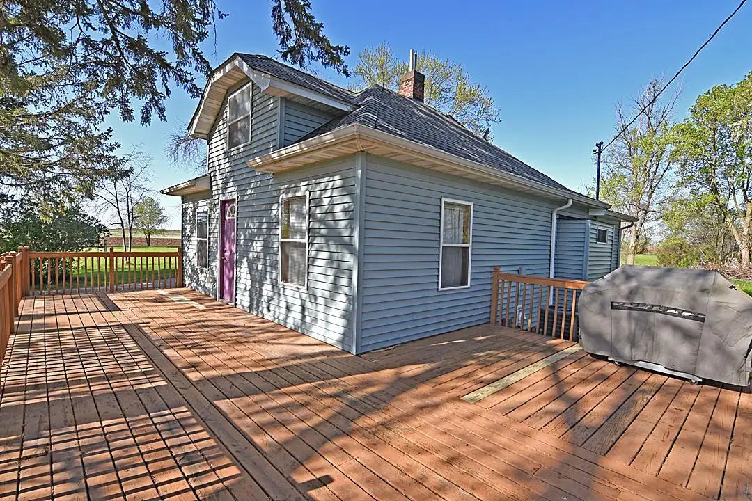 261 Fairhaven Avenue, South Haven, MN 55382
