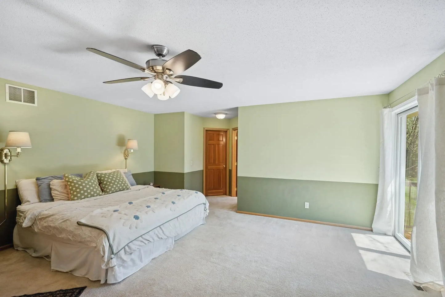 1284 Royal Oaks Drive, Shoreview, MN 55126