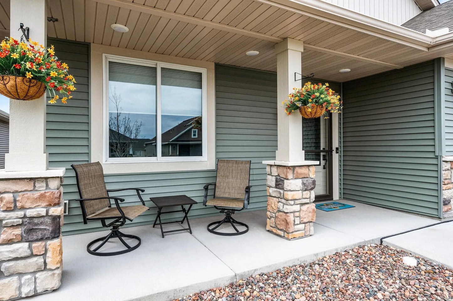 31686 Newport Curve, Lindstrom, MN 55045