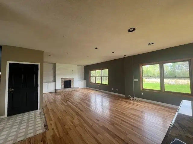 13774 Furuby Road, Center City, MN 55012
