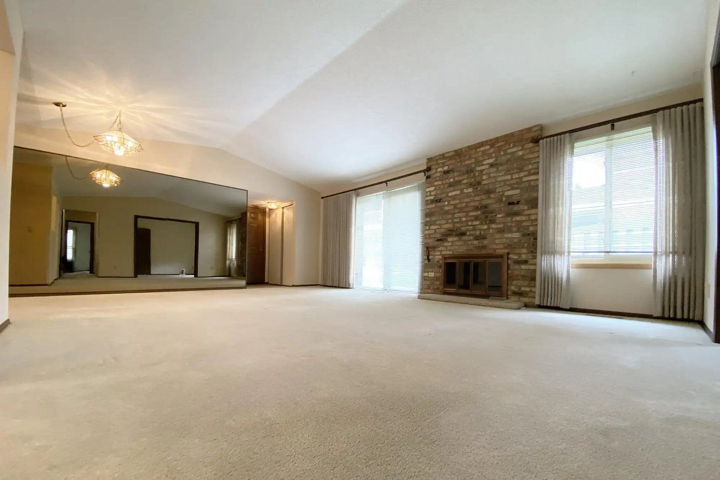 14850 18th Avenue, Plymouth, MN 55447