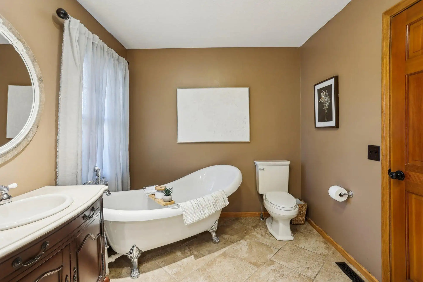 3676 Ashbury Road, Eagan, MN 55122