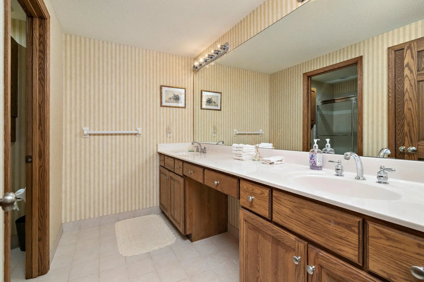 19010 Ashcroft Circle, Minnetonka, MN 55345