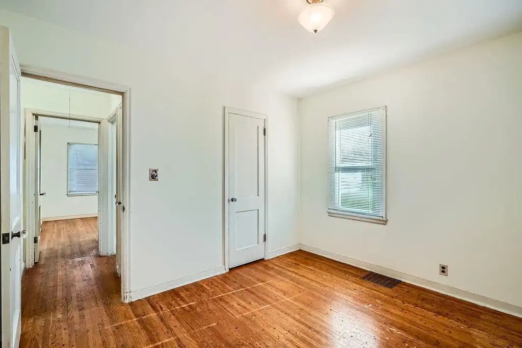 3933 Zarthan Avenue, Saint Louis Park, MN 55416