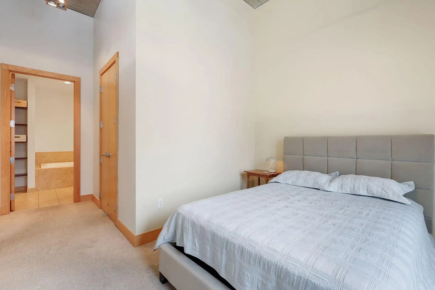 150 2nd Street, Minneapolis, MN 55413