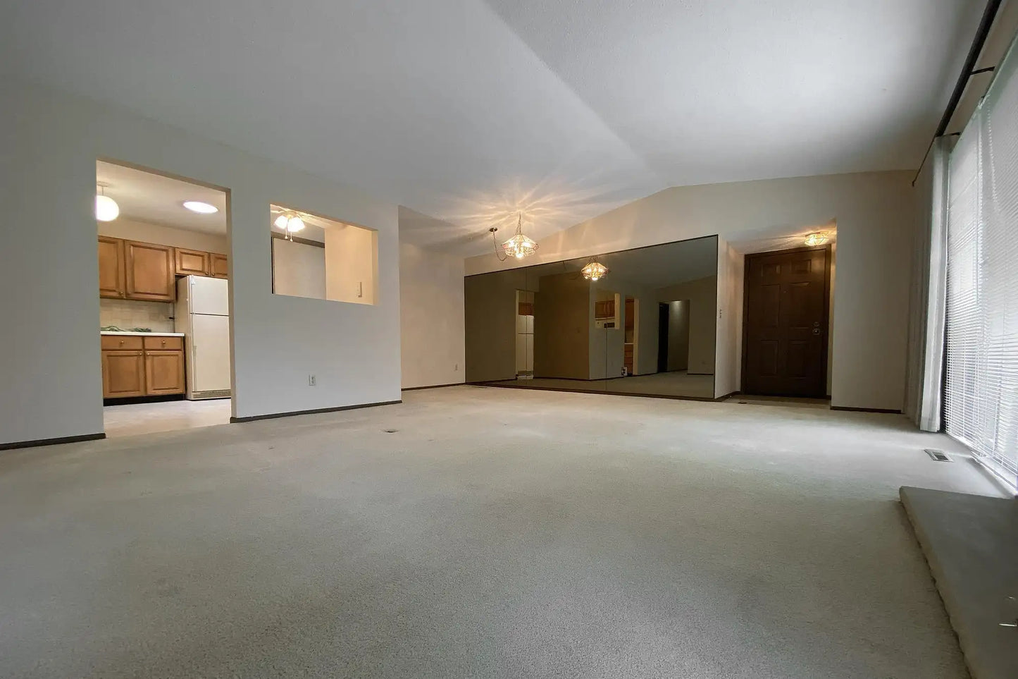 14850 18th Avenue, Plymouth, MN 55447