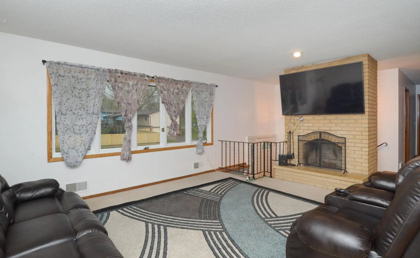8608 49th Avenue, New Hope, MN 55428