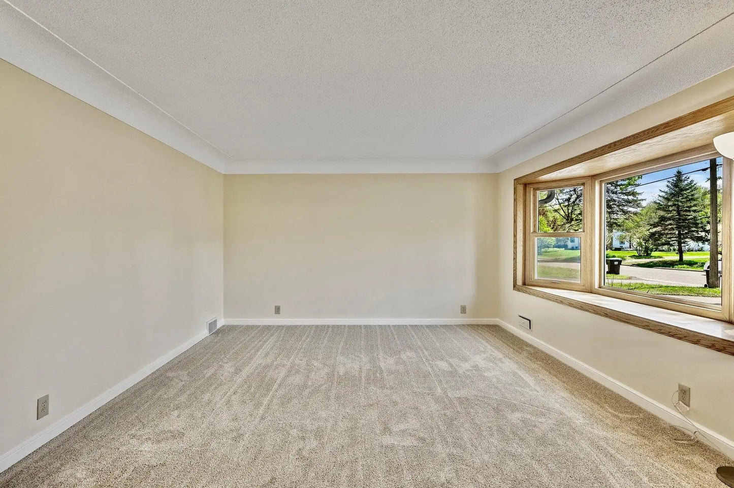 6530 Corvallis Avenue, Crystal, MN 55428