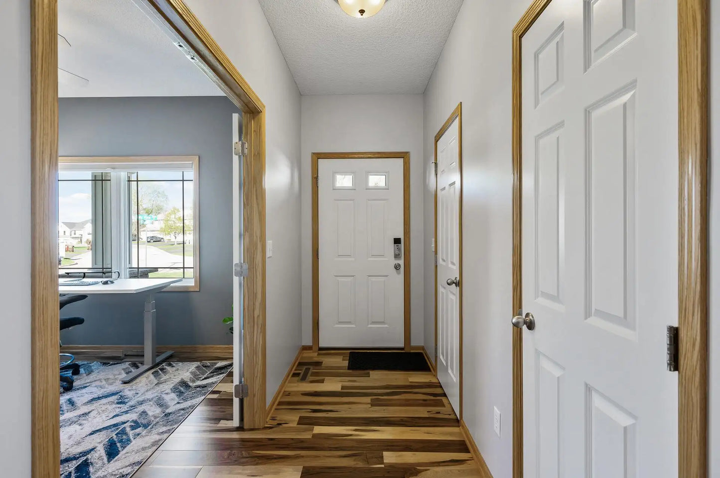 10531 Bay View Lane, Woodbury, MN 55129