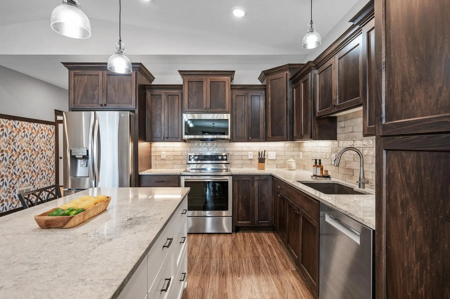 31686 Newport Curve, Lindstrom, MN 55045