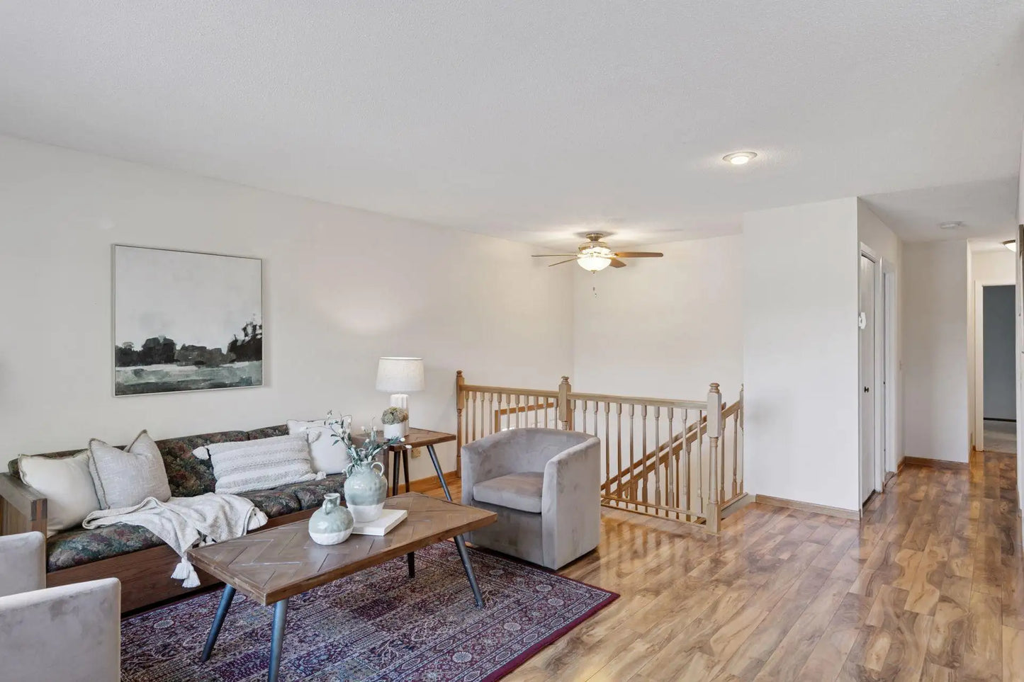833 Evergreen Circle, Burnsville, MN 55337