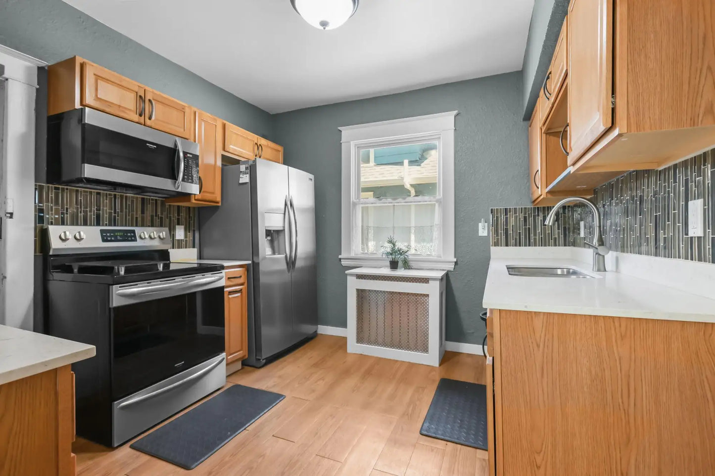 3717 4th Avenue, Minneapolis, MN 55409