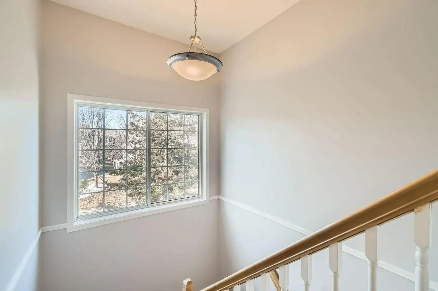 2311 Eagle Trace Lane, Woodbury, MN 55129
