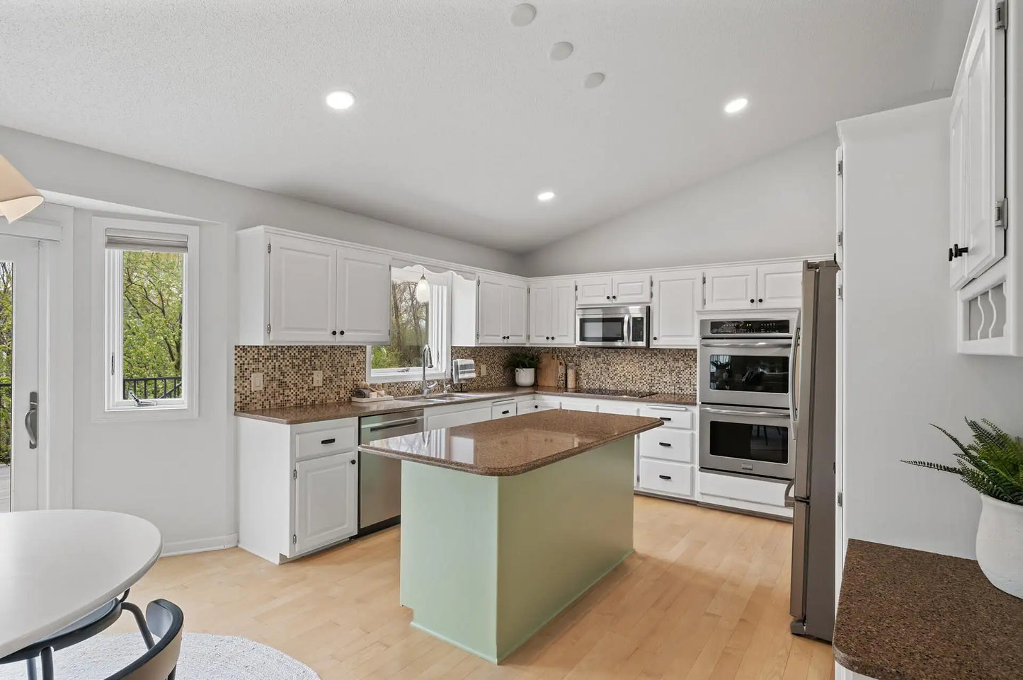 7086 Union Terrace Lane, Maple Grove, MN 55369
