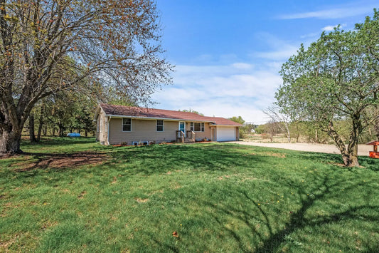 7349 Variolite Drive, Stanford Twp, MN 55398