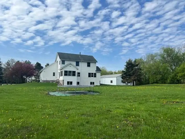 13774 Furuby Road, Center City, MN 55012