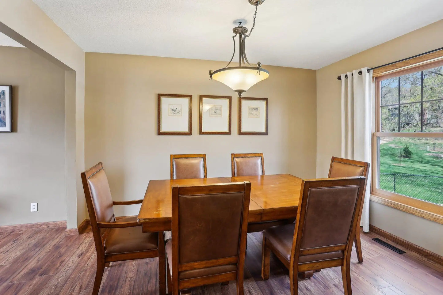3676 Ashbury Road, Eagan, MN 55122