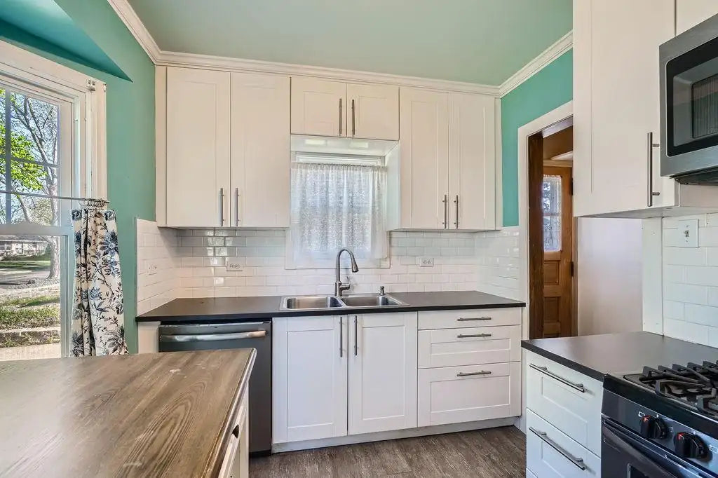 3933 Zarthan Avenue, Saint Louis Park, MN 55416