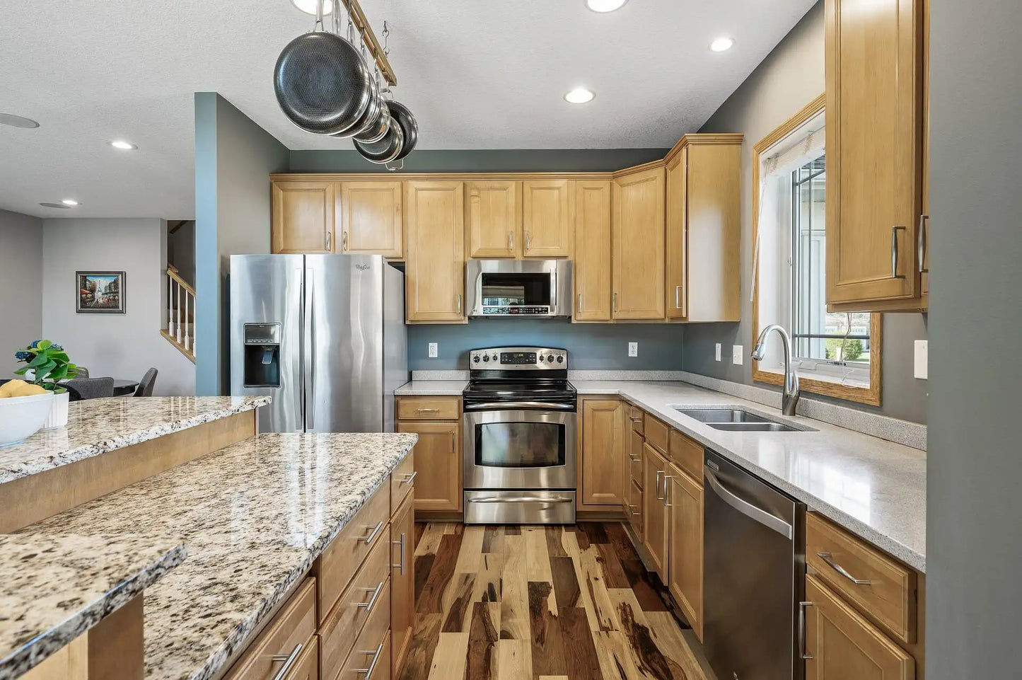 10531 Bay View Lane, Woodbury, MN 55129