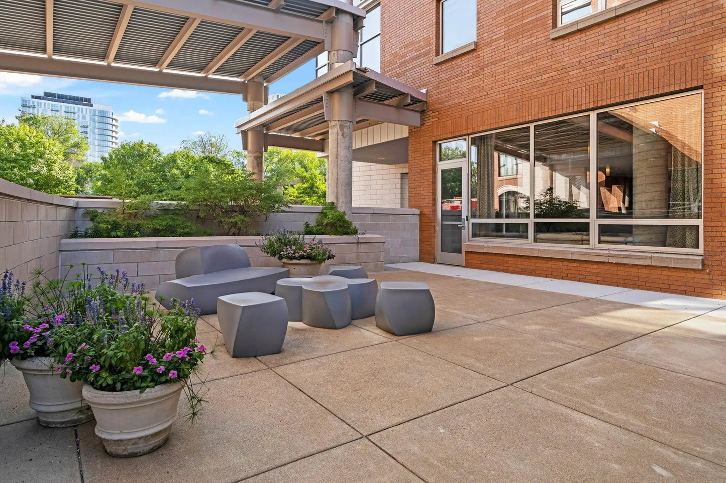 150 2nd Street, Minneapolis, MN 55413