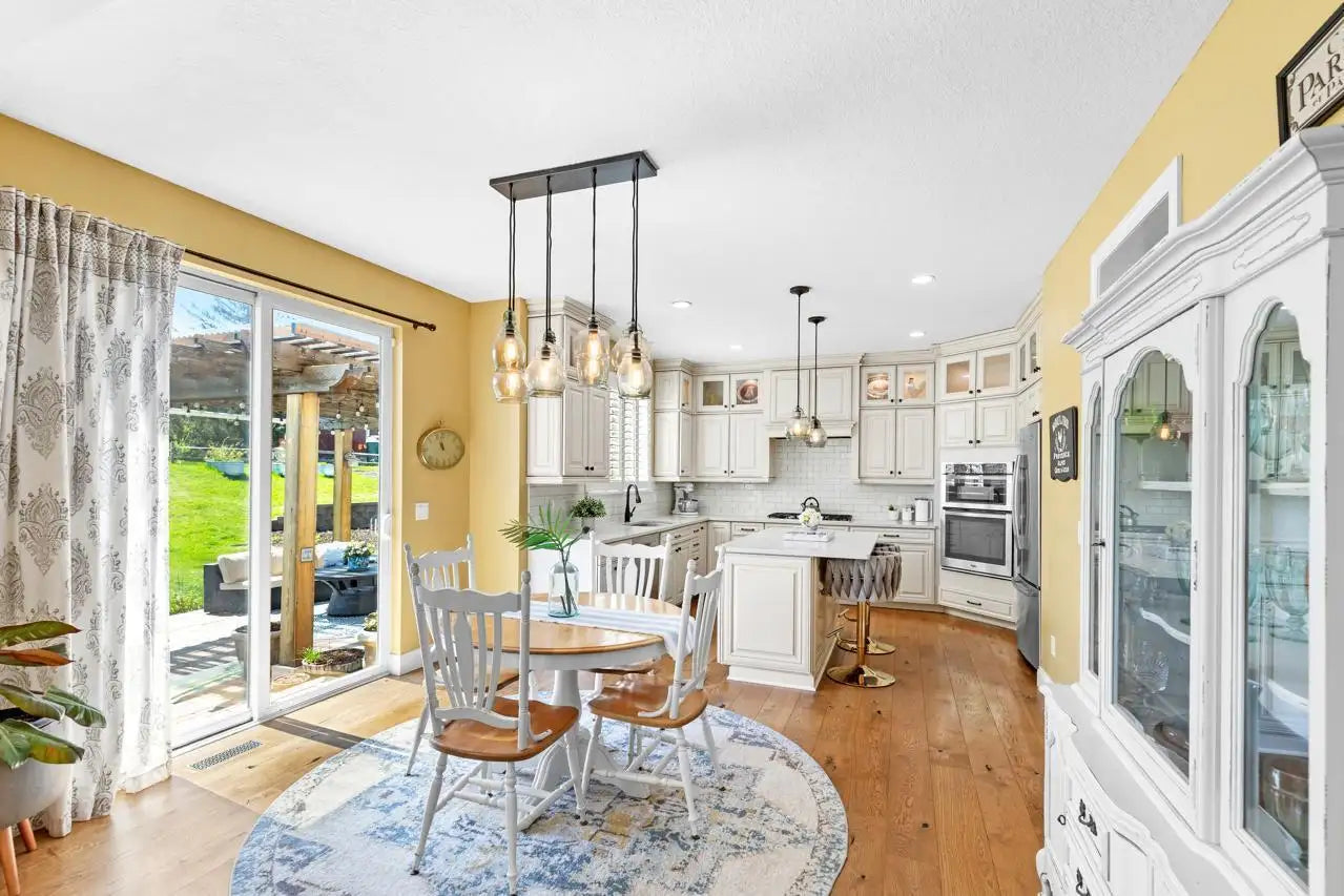 3912 Campello Curve, Chaska, MN 55318