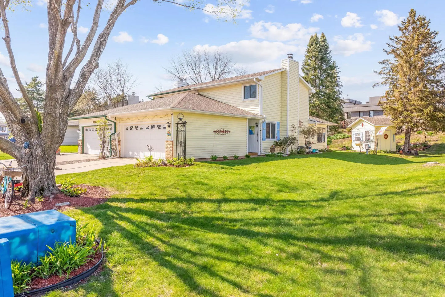 16614 Terrey Pine Drive, Eden Prairie, MN 55347