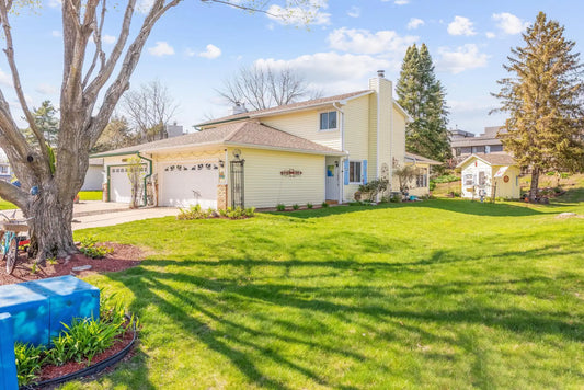 16614 Terrey Pine Drive, Eden Prairie, MN 55347