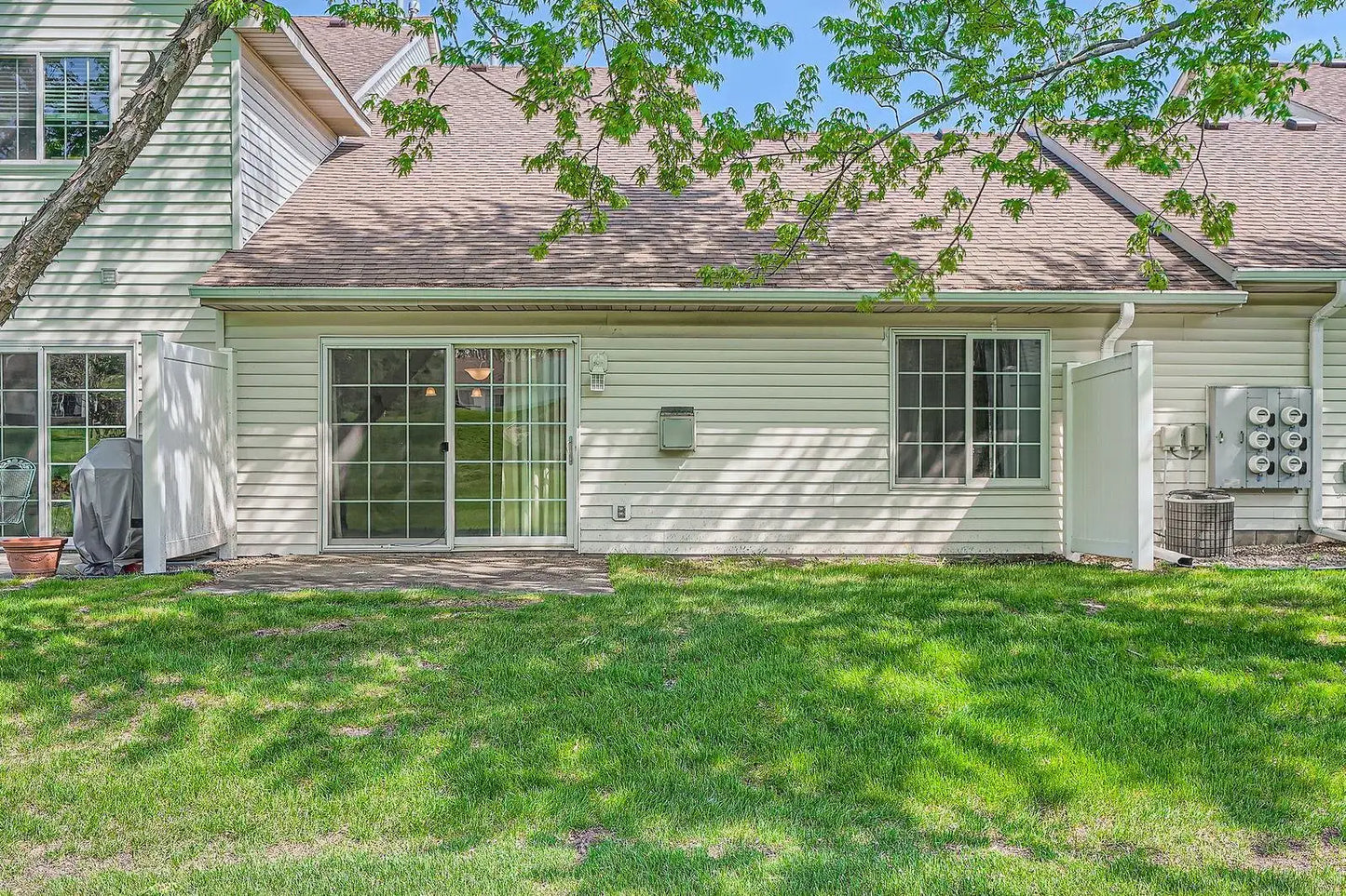 6850 Benton Way, Inver Grove Heights, MN 55076