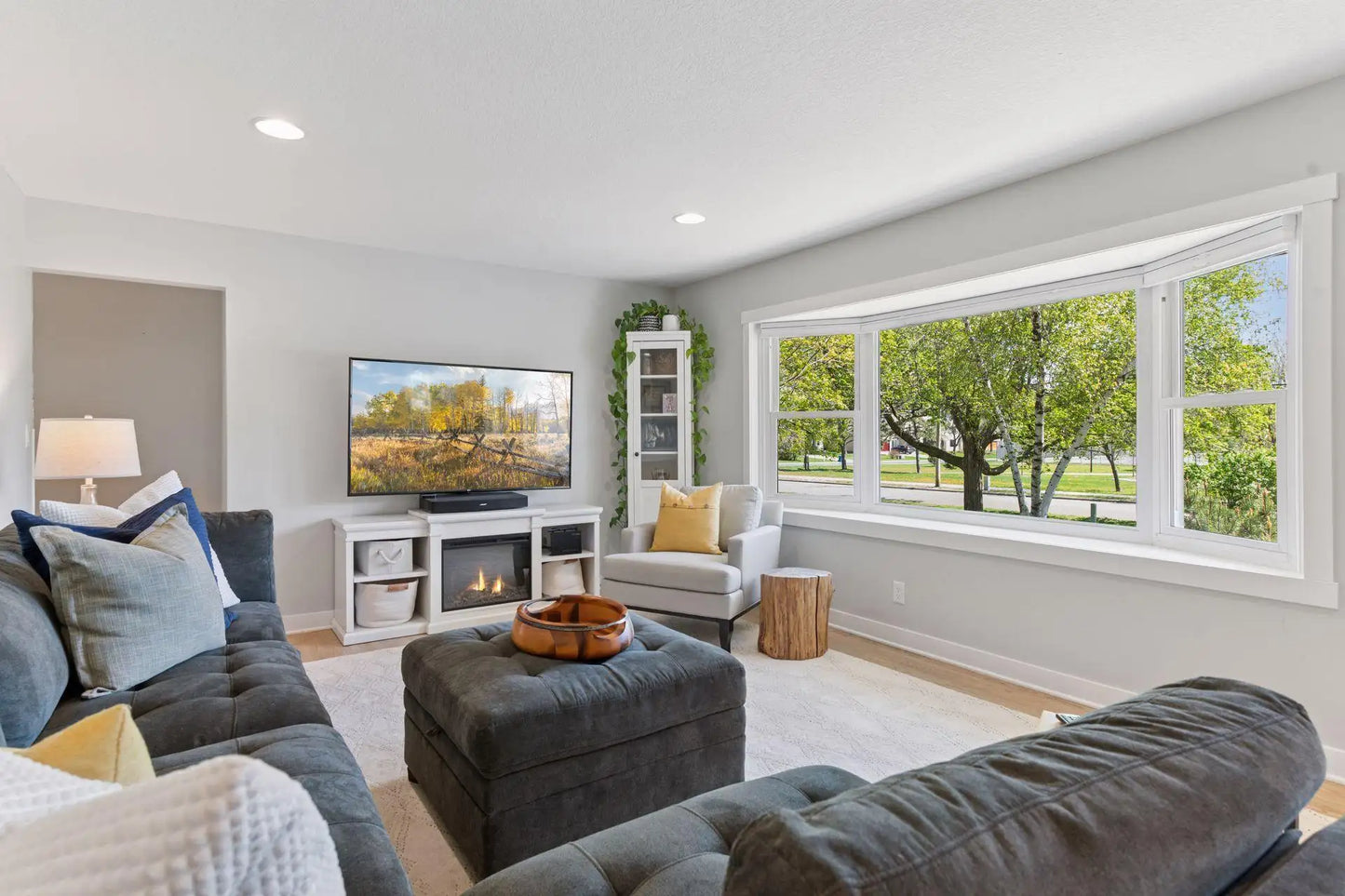 7182 Harold Avenue, Golden Valley, MN 55427