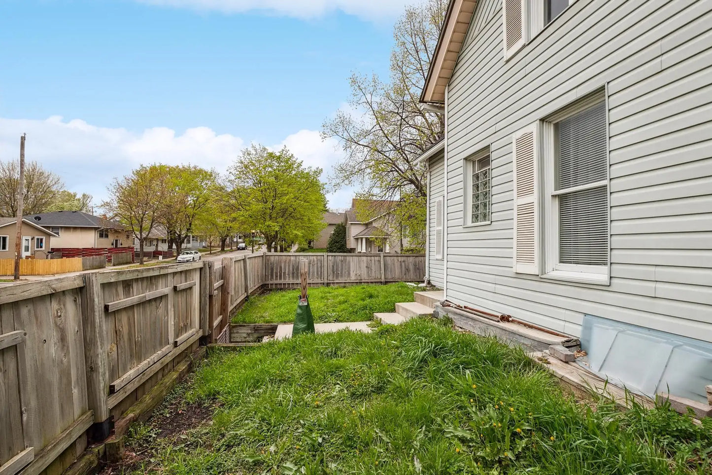 879 3rd Street, Saint Paul, MN 55106
