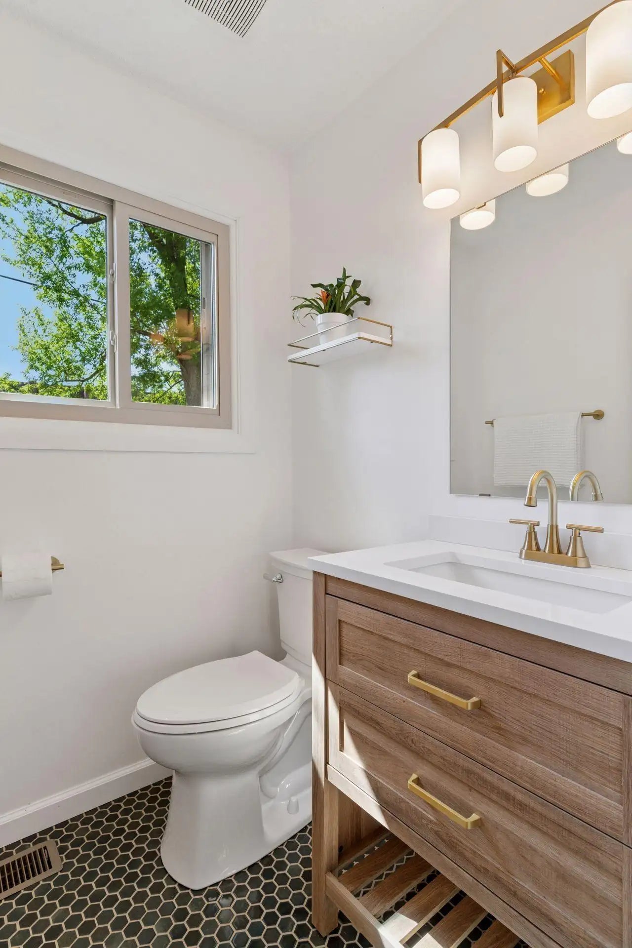 2209 Stroden Circle, Golden Valley, MN 55427