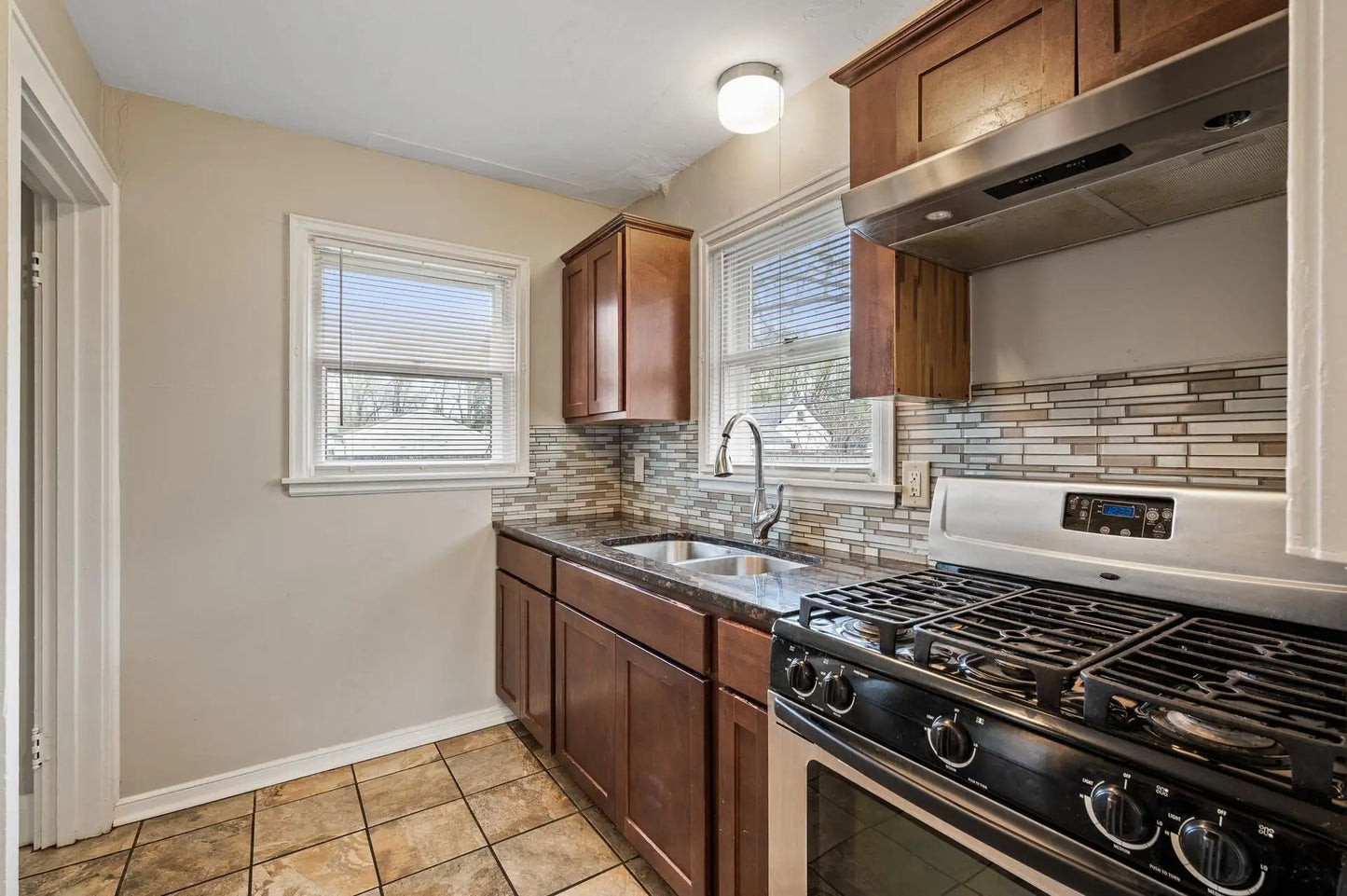6714 Corvallis Avenue, Crystal, MN 55428