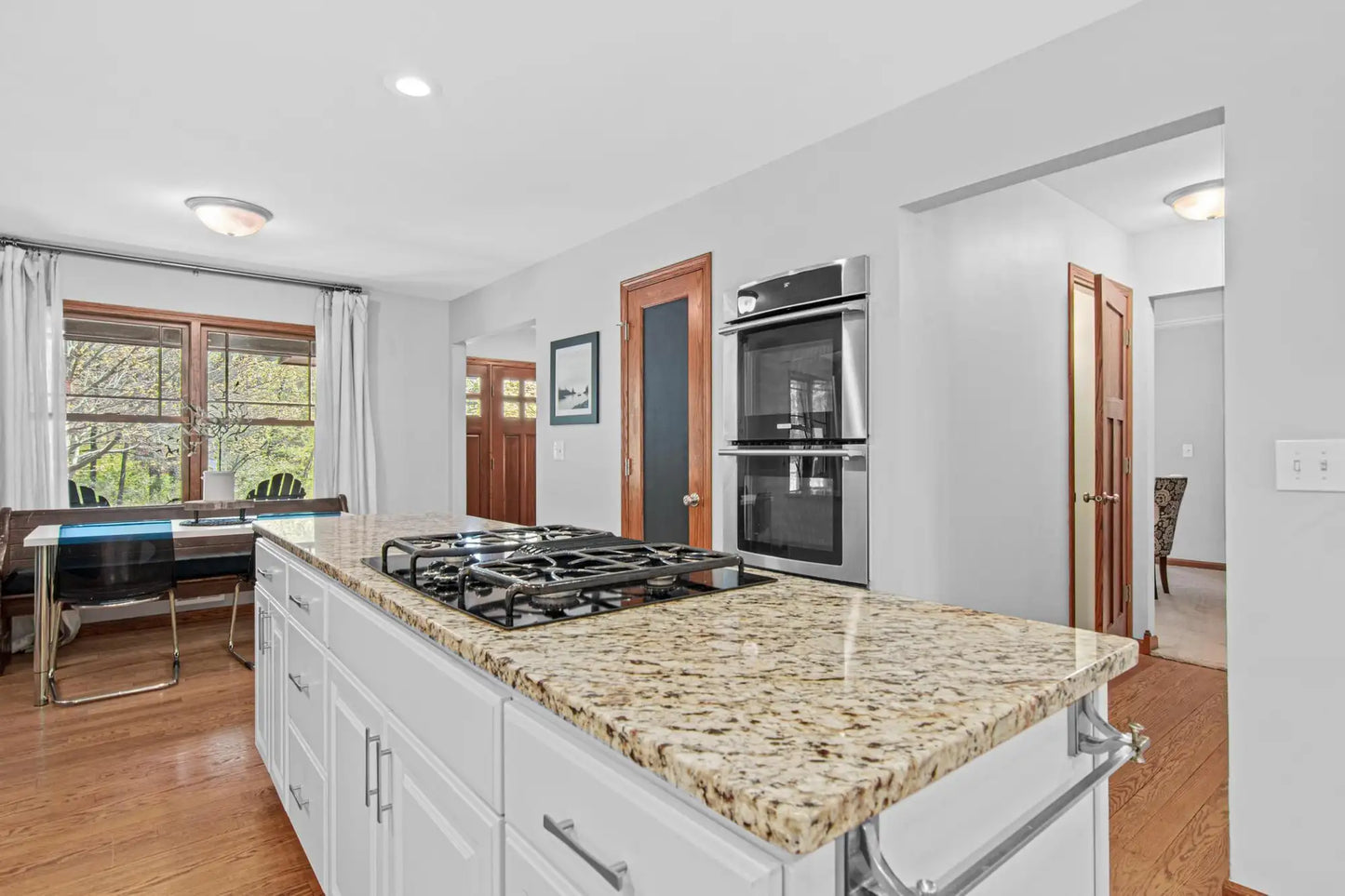 7820 87th Street, Bloomington, MN 55438