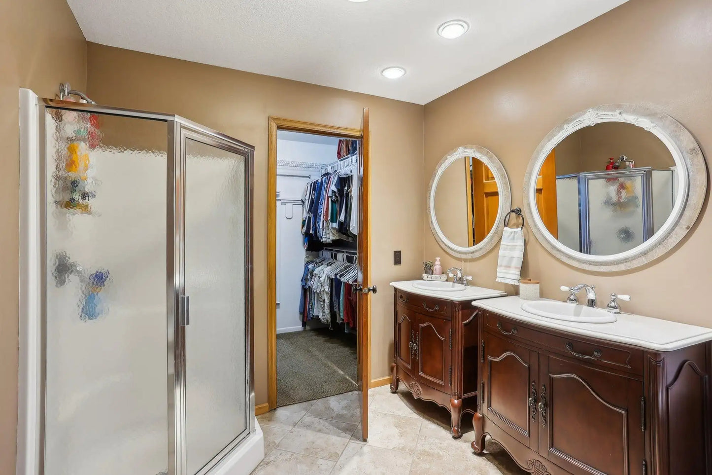 3676 Ashbury Road, Eagan, MN 55122