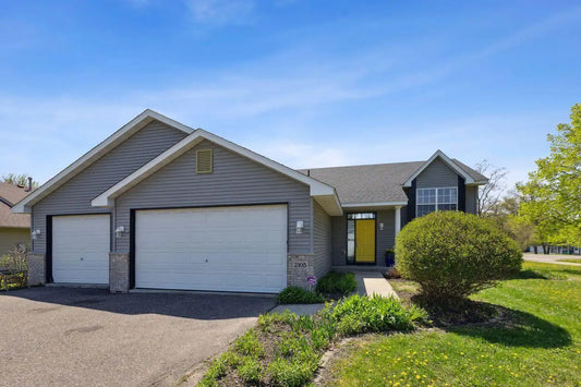 2105 Cardinal Way, Buffalo, MN 55313