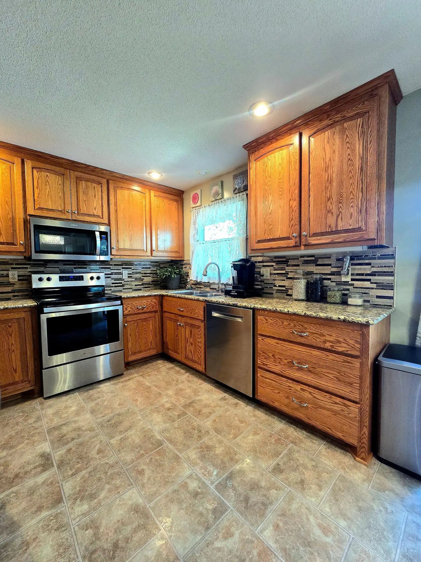 8047 Ingleside Avenue, Cottage Grove, MN 55016